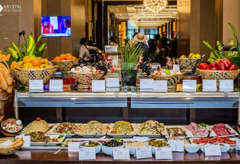 هتل Krystal Palace Douala