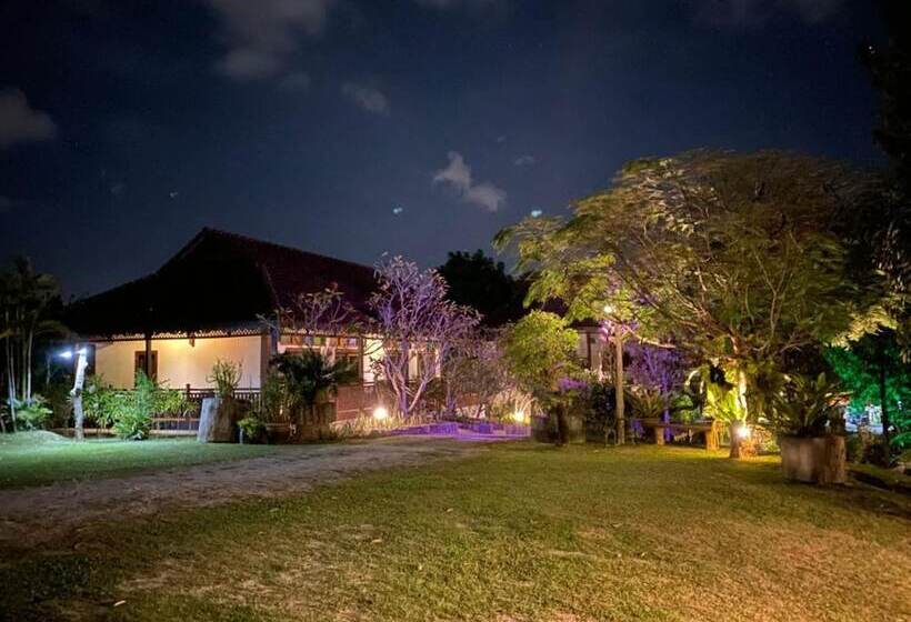 Hotel Singgahsana Villa