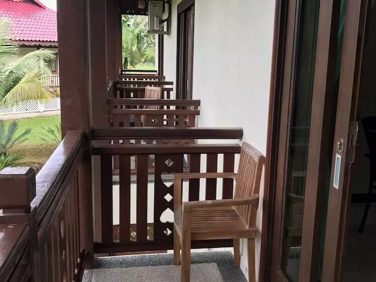 Hotelli Singgahsana Villa