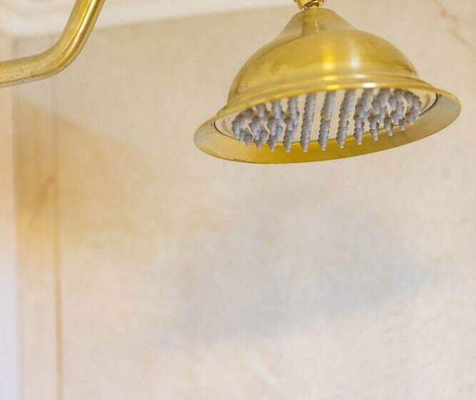 پانسیون Pinelopi Beach Suites