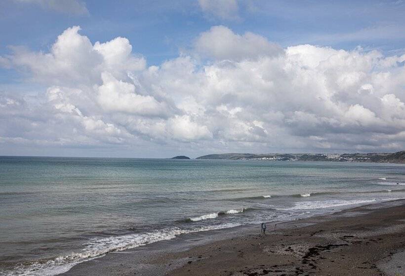 The Inn On The Shore