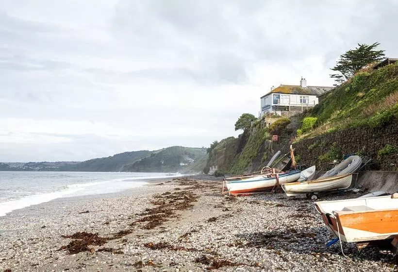 The Inn On The Shore