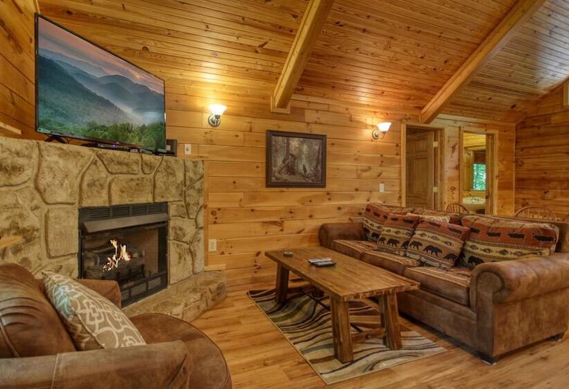 Cottage In The Pines #297