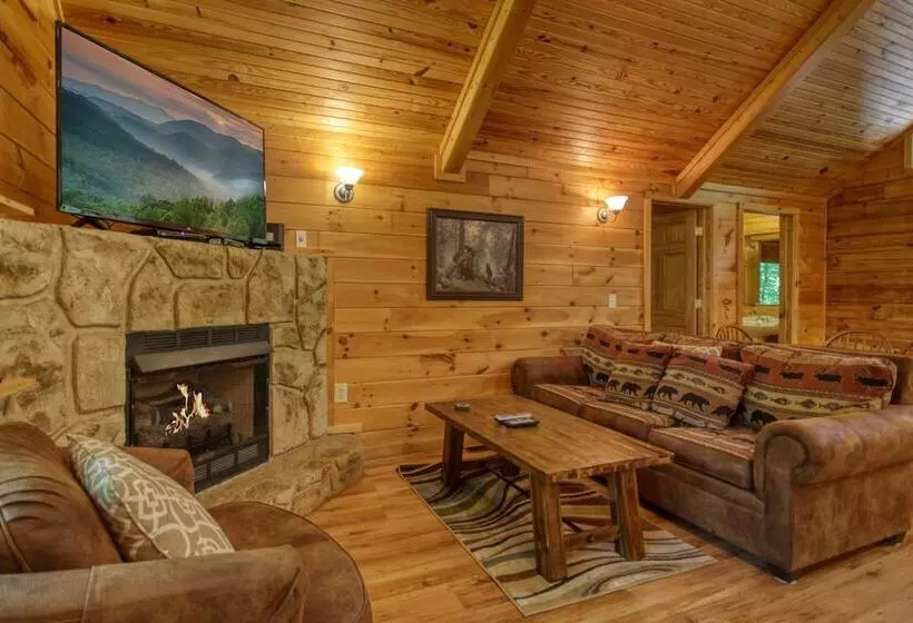 Cottage In The Pines #297