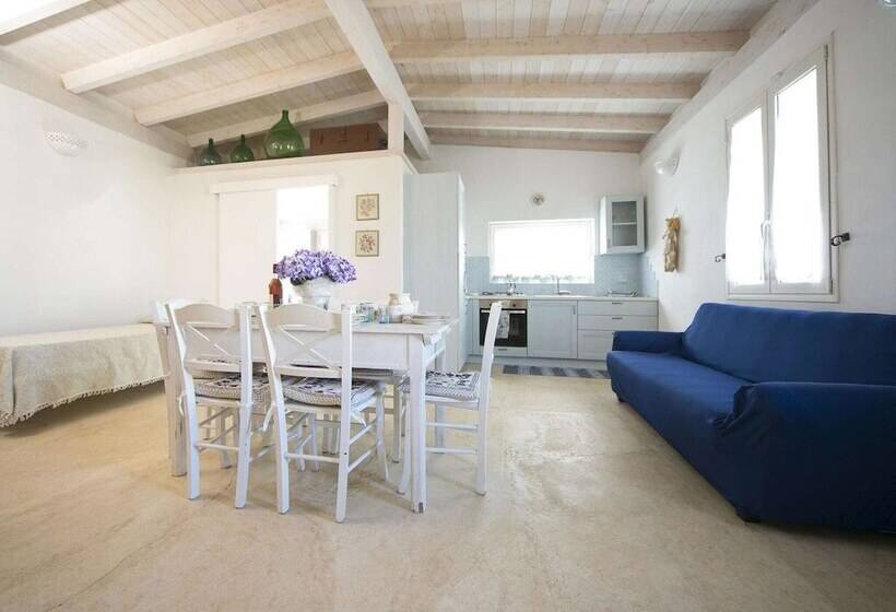 Elegant Detached Trullo With Garden And Terrace Overlooking The Sea!