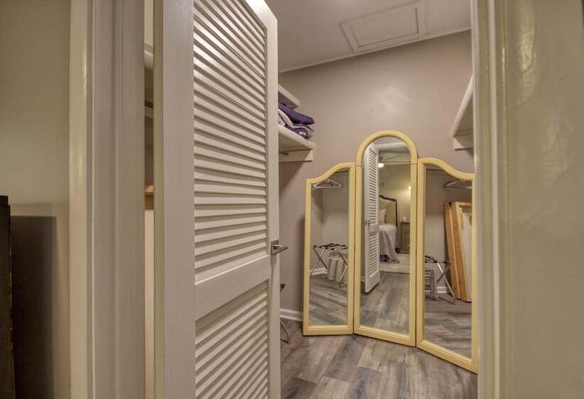 Gatlinburg   Barbara S Song #4125