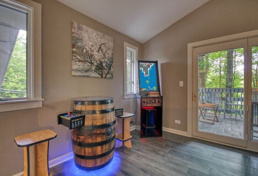 Gatlinburg   Barbara S Song #4125