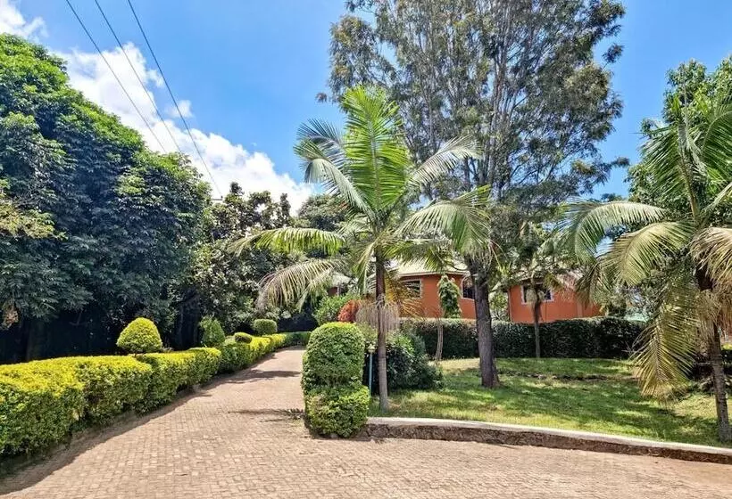 هتل Africa Safari Arusha