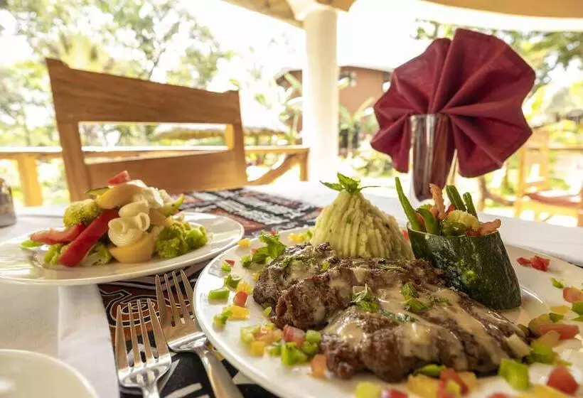 هتل Africa Safari Arusha