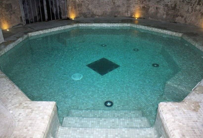 Отель Antico Borgo Monchiero – Art Living