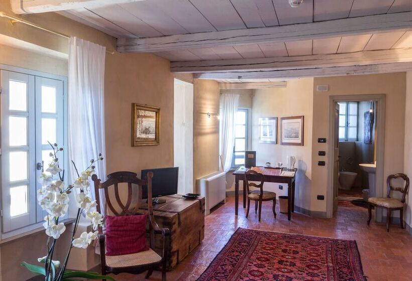 Отель Antico Borgo Monchiero – Art Living
