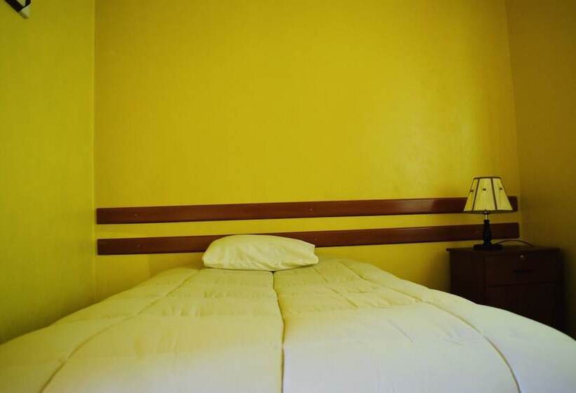 Hotel Hospedaje Roly