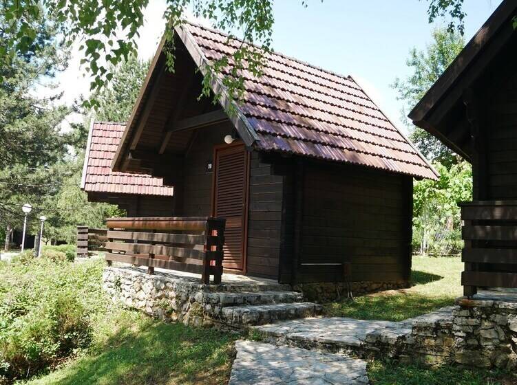 ホテル Kamp Korana