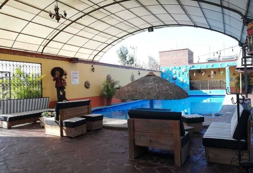 호텔 La Estancia Spa