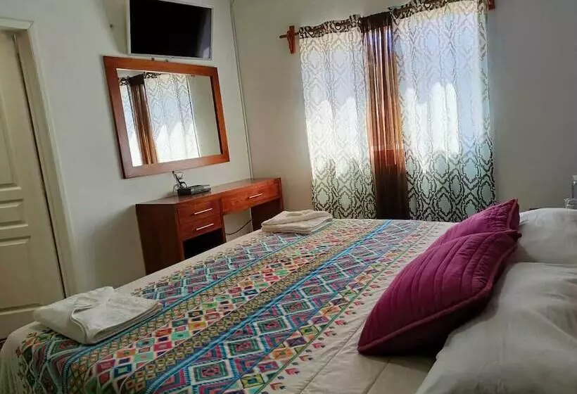 Hotelli La Estancia Spa