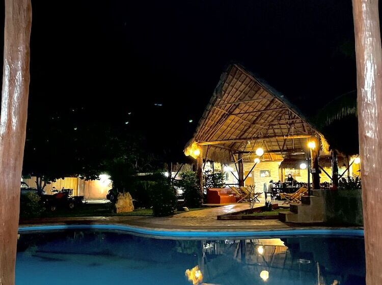 Отель Mangrove King Fishing Lodge