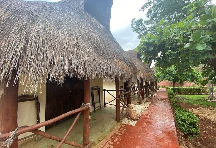 Отель Mangrove King Fishing Lodge