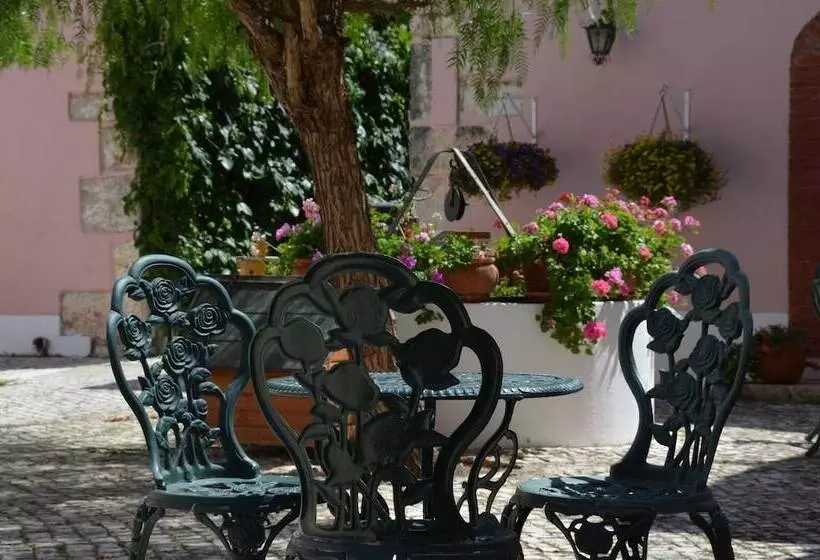 Maaseutuhotelli Casa Da Avó Genoveva