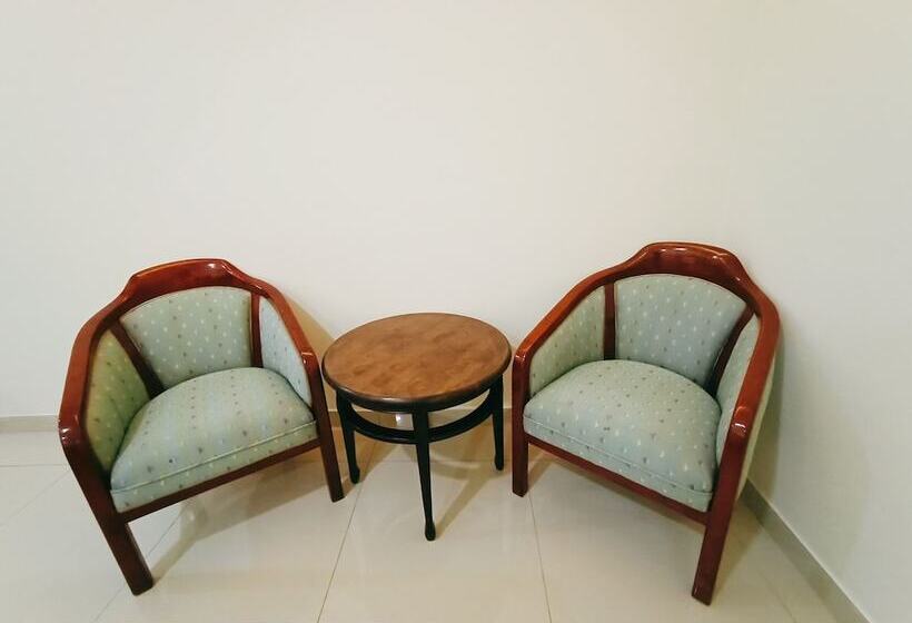 בית מלון כפרי Salak Boutique