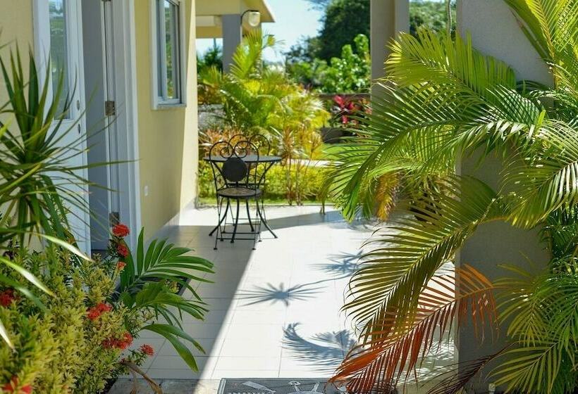 هتل Sunset Marina Suites 2 & 3 Bedrooms