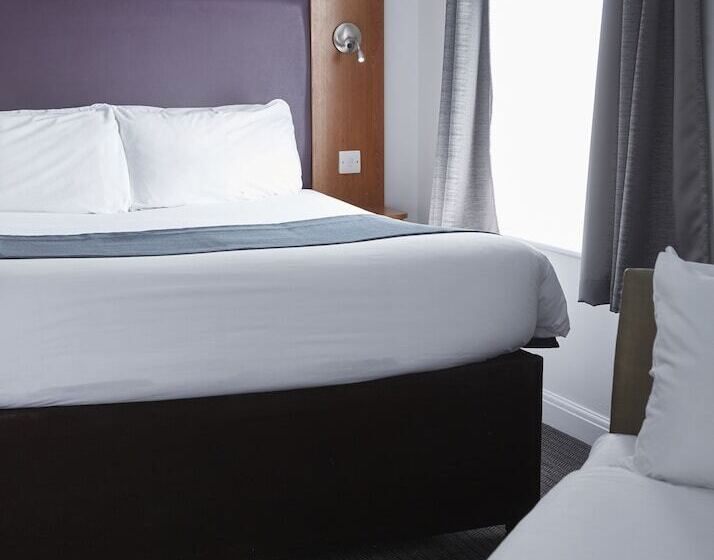 Отель The Bowman By Greene King Inns