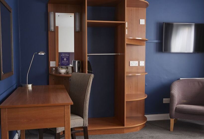 Отель The Bowman By Greene King Inns