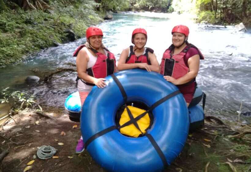 בית מלון כפרי Wonderful View Cabins