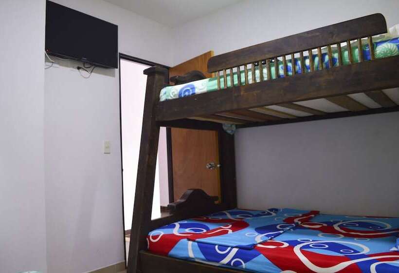 پانسیون Balcones De La Casona Hostel