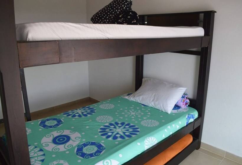 پانسیون Balcones De La Casona Hostel