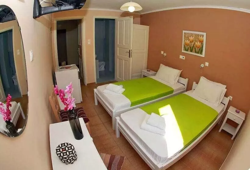 Majatalo Theano Guesthouse