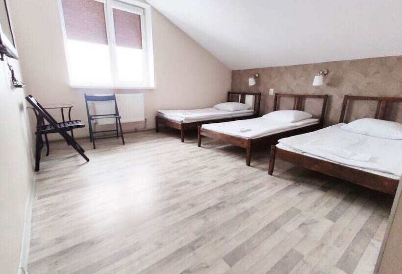 פנסיון Usad Ba