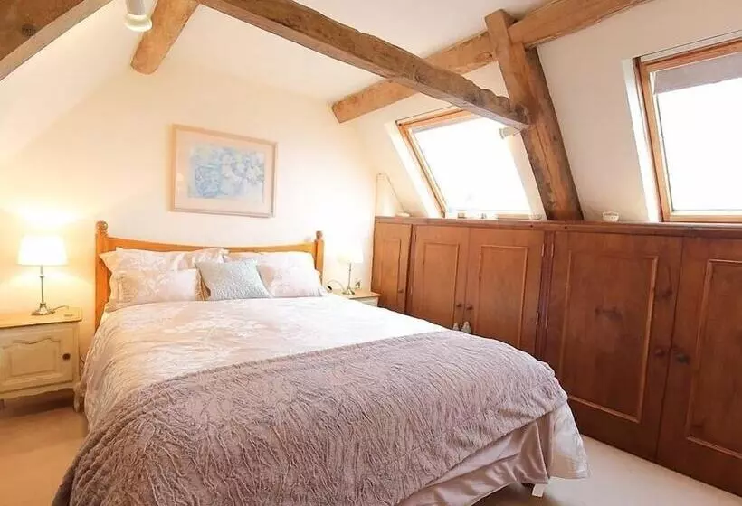 Pike Cottage