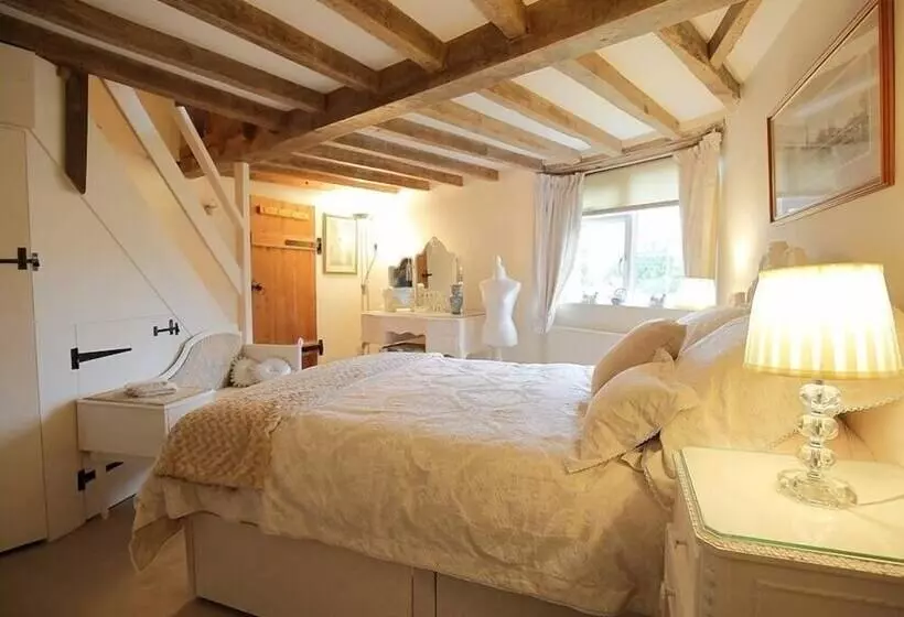 Pike Cottage