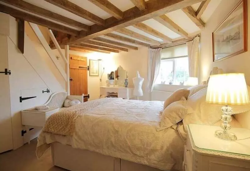 Pike Cottage