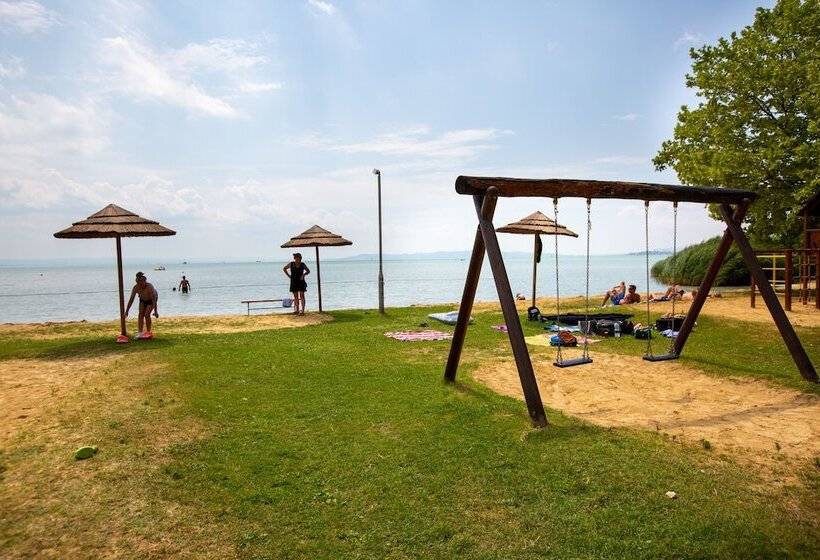 Курорт Pelso Camping