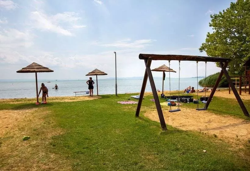 Lomakeskus Pelso Camping