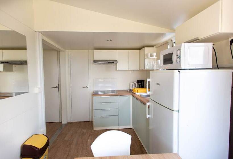 Курорт Pelso Camping