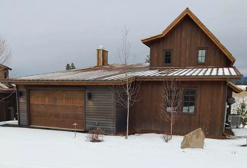 Lomakeskus Wilderness Club