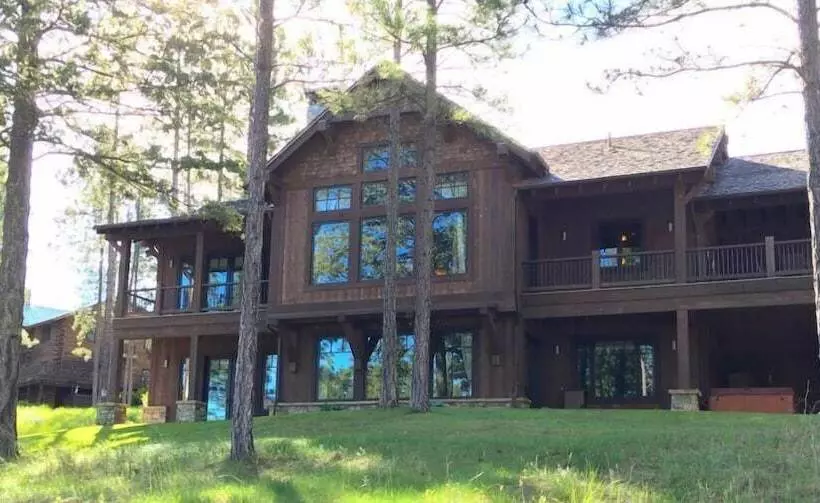 Lomakeskus Wilderness Club