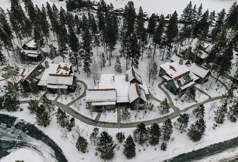 Lomakeskus Wilderness Club