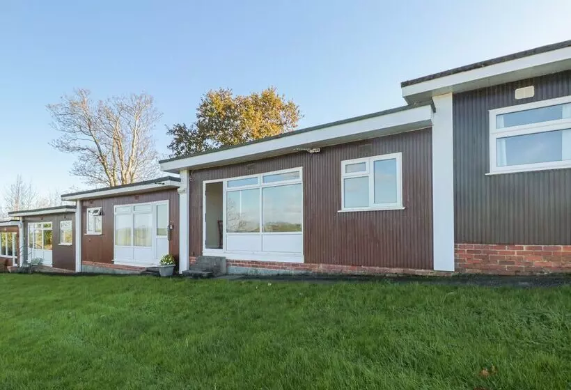 304 Norton Park