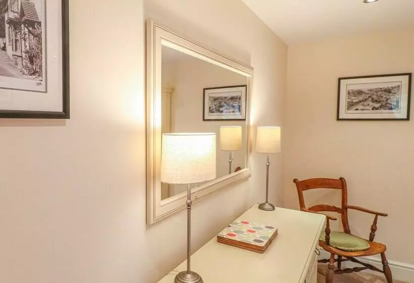 Brookside Cottage