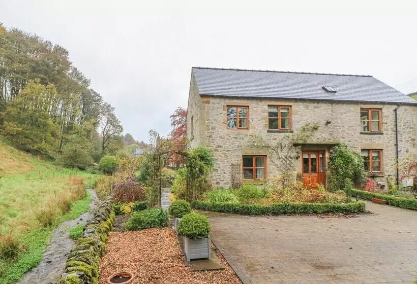 Brookside Cottage
