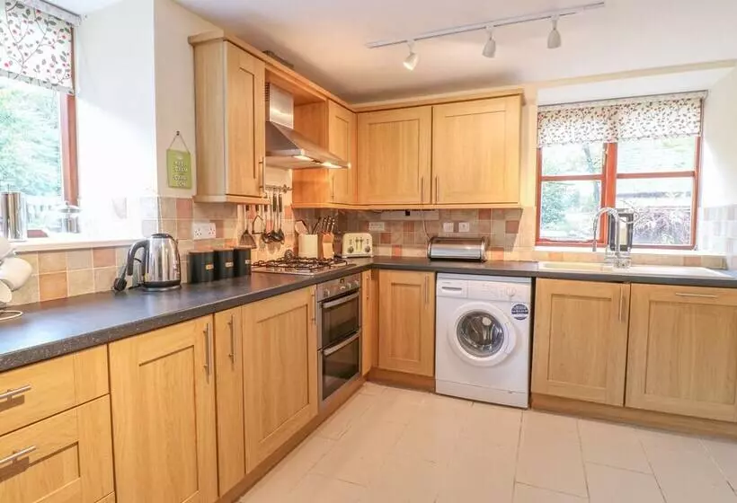 Brookside Cottage