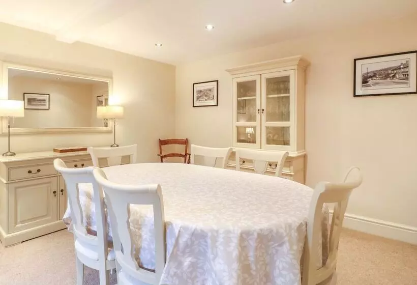 Brookside Cottage
