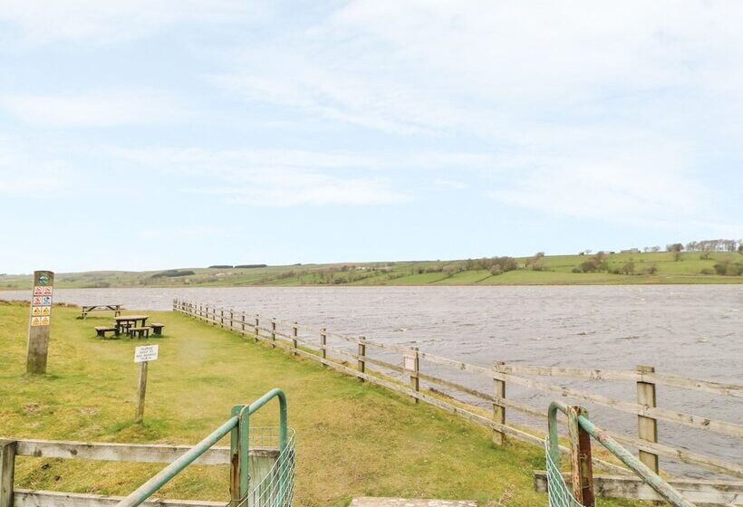 Goldsborough Cottage