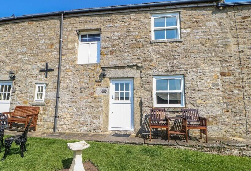 Goldsborough Cottage