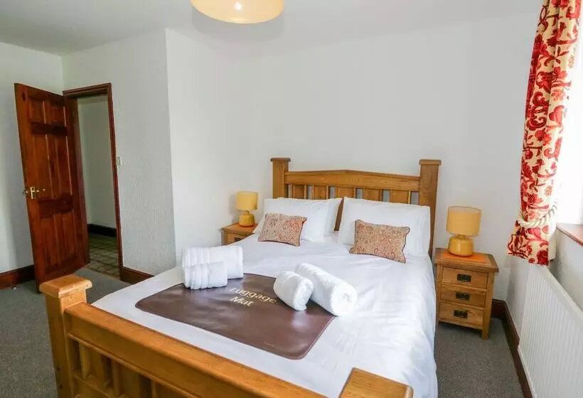 Green Hills Lodge