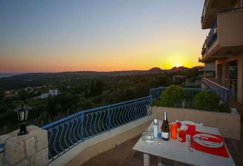 هتل Dianas Studios