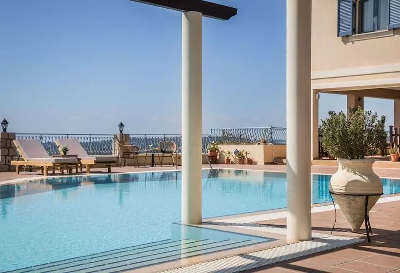 هتل Dianas Studios